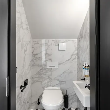 Numa Republika Hotel 4*