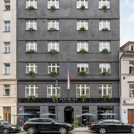 Numa Republika Ξενοδοχείο 4*